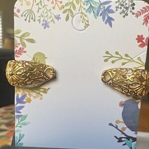 Source Unknown Gold Ornate Earrings